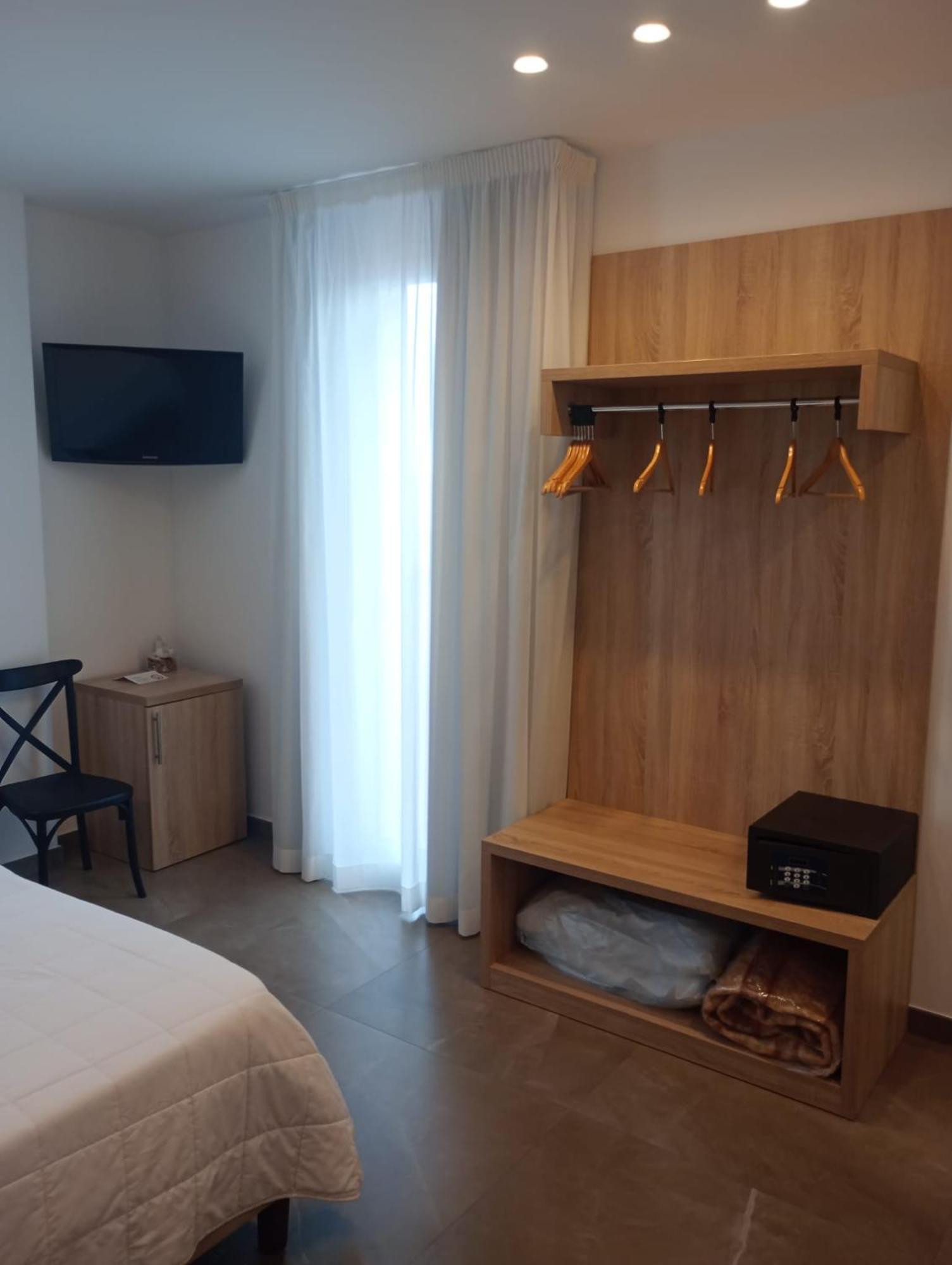 Hotel La Martinica Ficarazzi ภายนอก รูปภาพ