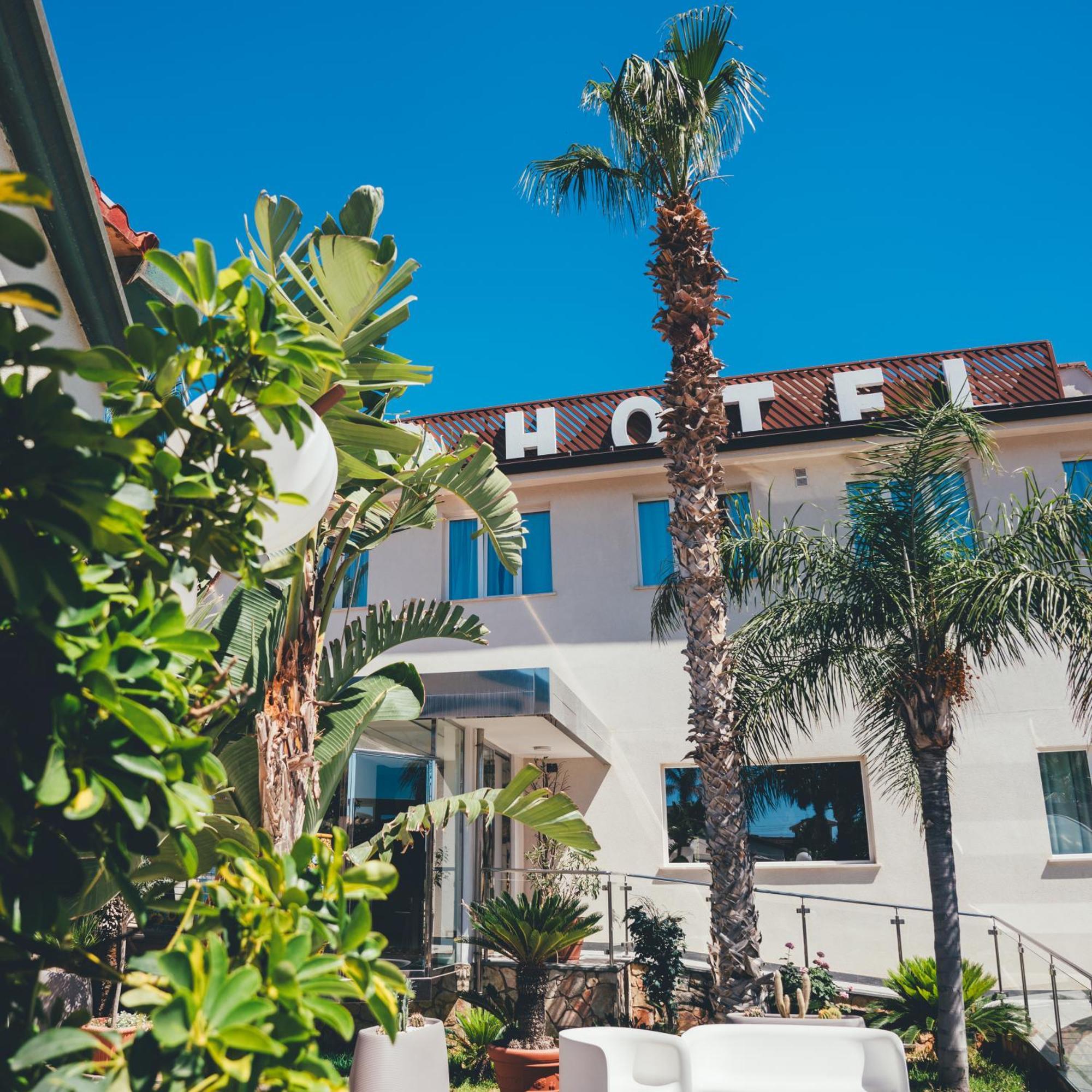Hotel La Martinica Ficarazzi ภายนอก รูปภาพ