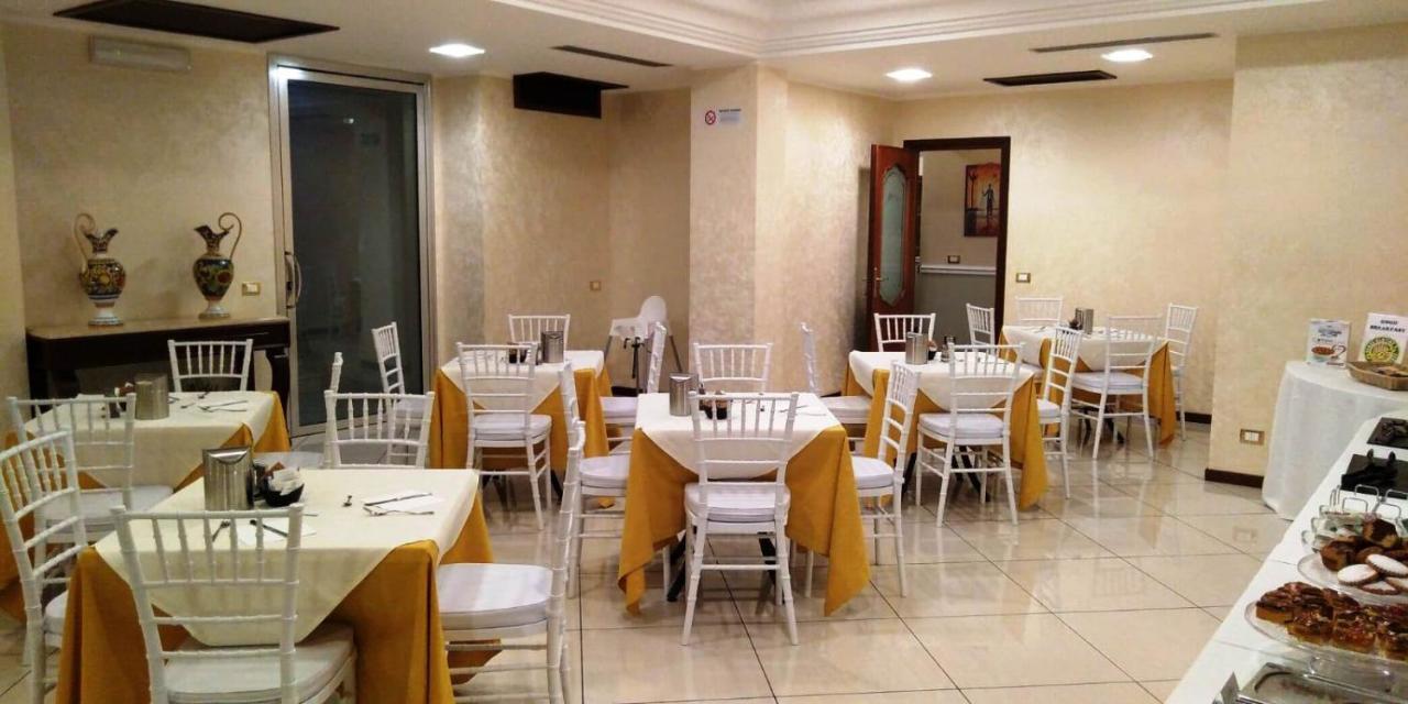 Hotel La Martinica Ficarazzi ภายนอก รูปภาพ